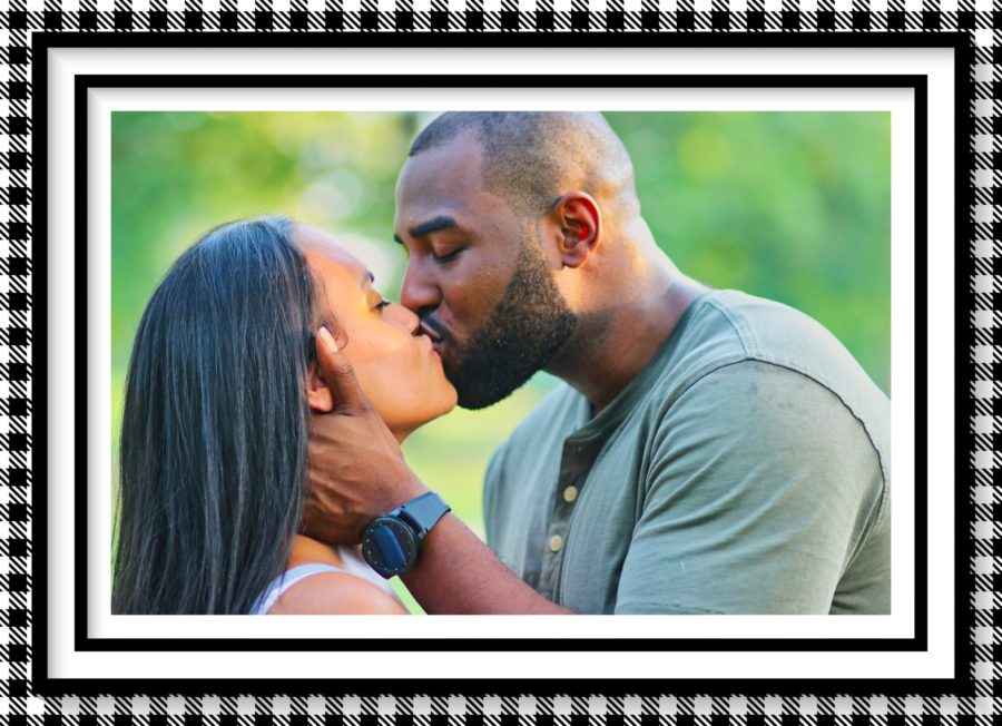 kissing couple image for lusty